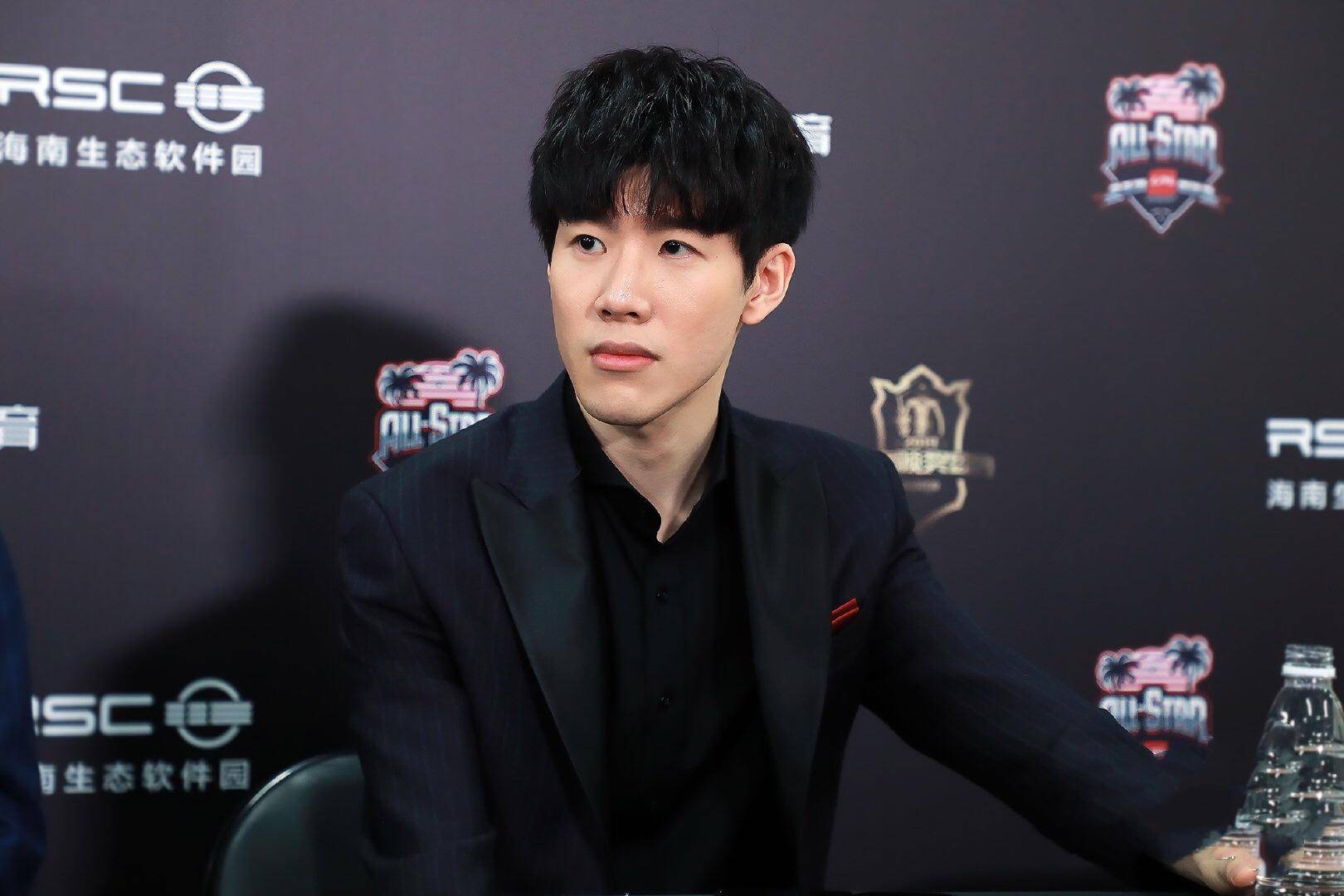 罗斯深情长文告别篮球：谢谢你 是时候说再见了